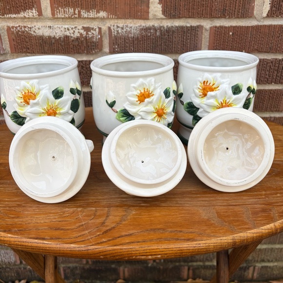 Vintage Magnolia Flower Canisters Kitchen Set of 3 Cottagecore - Picture 7 of 13